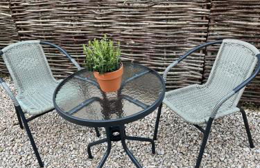 The Room Next Door- Boutique room in the Cotswolds - Foto 13