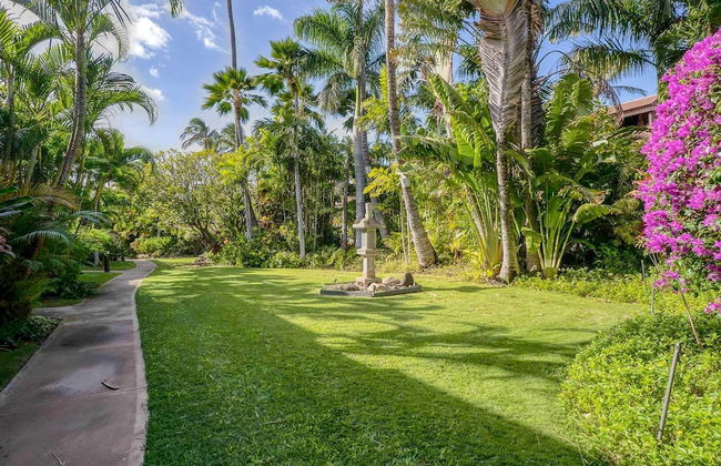 Tropical & Serene Garden Vistas - Photo 44