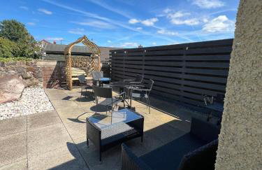 Dunmuir House 4 Bedroom 2 bathroom House & Garden in Denny - Photo 38