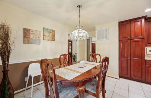 DC Luxury Retreat in Forest Spacious Full of Fun - Foto 20