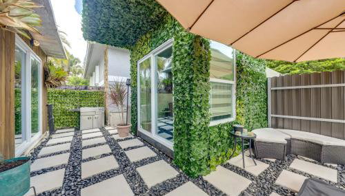 Mod Bungalow with Ultra-Private Outdoor Hang Space! - Foto 4