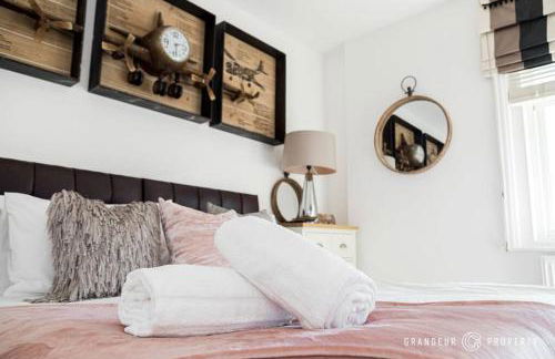 Central Park Suite by Grandeur Property - Photo 18