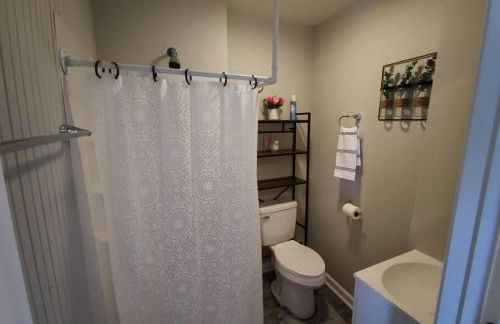 Zen Haven 5- Close to Downtown Indy- Queen Bed - Foto 13