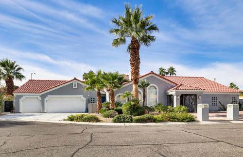 4,300-Sq-Ft Villa in West Vegas with Pool and Games! - Foto 39