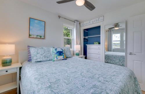 Cozy Narragansett Cottage with Dock and Outdoor Shower - Photo 14