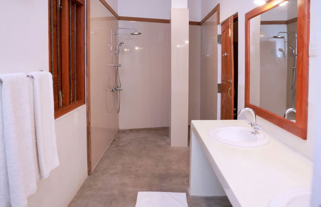 South Point Surf House - Whole Villa 5 Bedrooms (Sleeps 14) - Foto 17