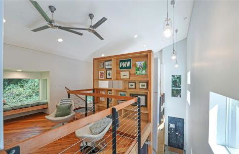 Guemes Island Road Modern Home - Foto 49