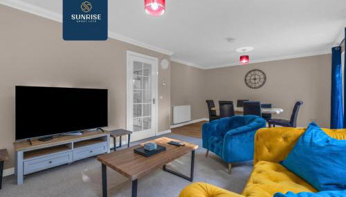 MUIRTON 2 - has 4 Twin rooms with 4 Car Parking, 2 Baths, 5 Smart TV, Fully Equipped, Garden, Free WiFi, GROUP FAVOURITE by SUNRISE LONG LETS and SERVICED ACCOMMODATION DUNDEE - Foto 2