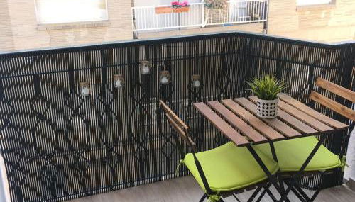 Apartamento a 50 mts playa con piscina en Blanes muy céntrico y acogedor. - Photo 4