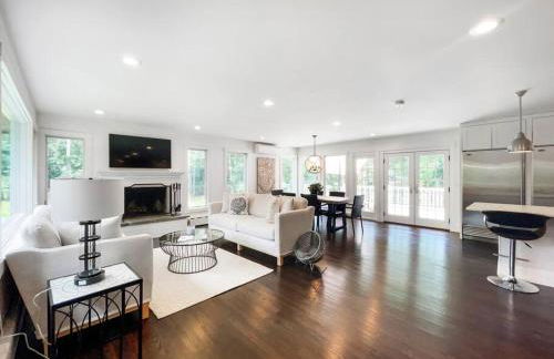 Contemporary 3BR Retreat in East Hampton - Foto 3