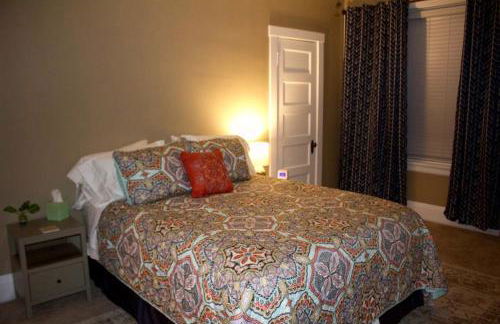 Historic Home in St Louis near Busch Stadium, Arch - Photo 10