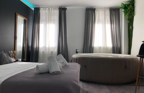 Apartment Zagreb Jacuzzi - Photo 3