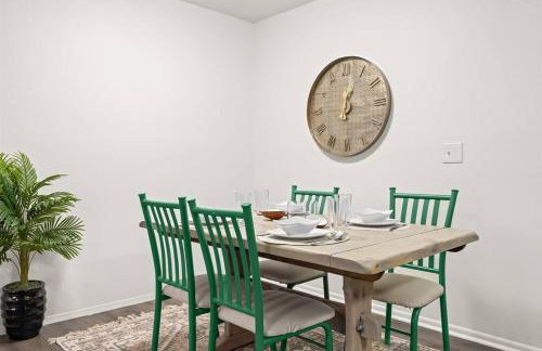 1BR Pet-Friendly Apartment with King Bed - Foto 24