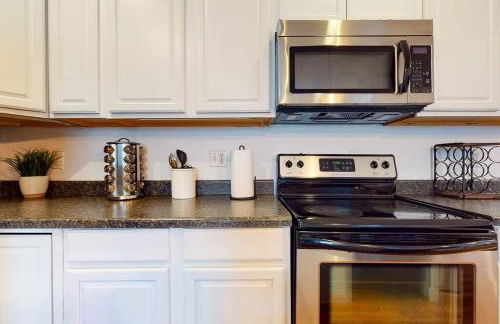 Private Home-Backyard-Parking Near Nulu Downtown - Foto 9