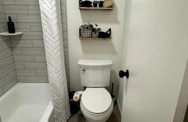 King Bed Suite in Conroe , Garage Available - Foto 50