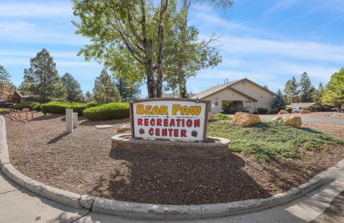 Sensational Burning Tree 4 bed 3 bath Retreat in the Country Club - Photo 42