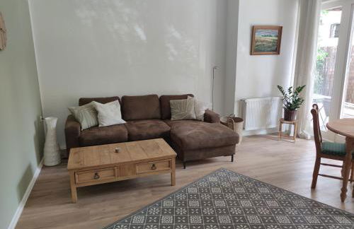 City Nest - Große gemütliche Ferienwohnung mit Terrasse, zentral gelegen, für Paare, Familien und Hunde! - Foto 6