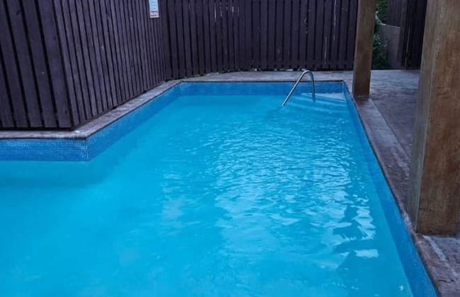 "golden Triangle" Kingston Jamaica, West Indies - Foto 45