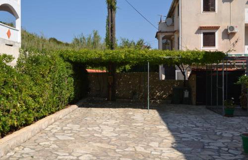 Apartment Lora - Photo 17