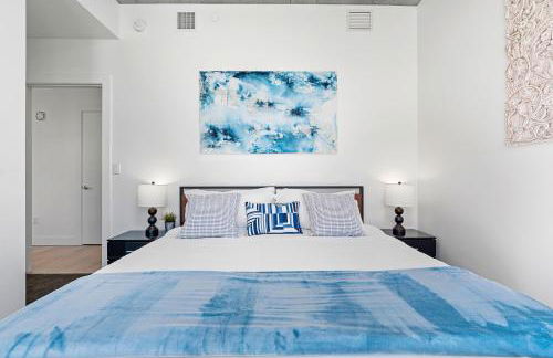 City Views! Luxury King bed gym pool HTub - Foto 3