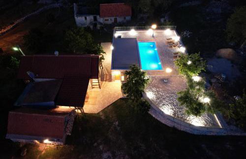 Patakun holiday home for 5, with heated pool - Foto 1