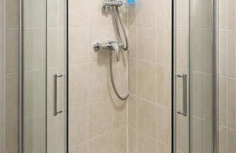 S Gravesend 1 Bed Flat 2 Min Walk STN-Town Centre - Foto 7