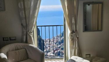 Ferriere Apartment - Photo 5