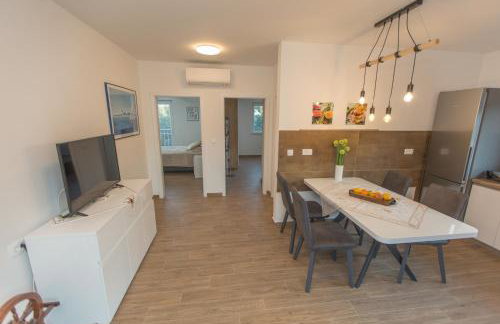 Casa Lidia - Modern & Spacious & Few Steps to Beach & Breathtaking View - Photo 11