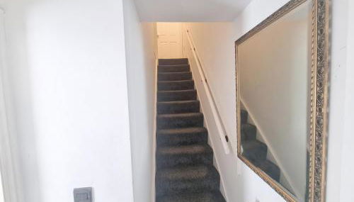 3 Bedroom Spacious Modern Comfortable Home in Rochdale, Work, Relax, Explore Manchester, Oldham, Bury - Foto 3