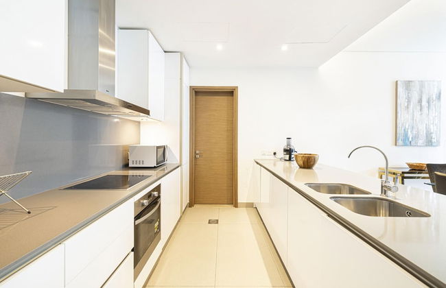 405 Building 1 City Walk - Photo 2