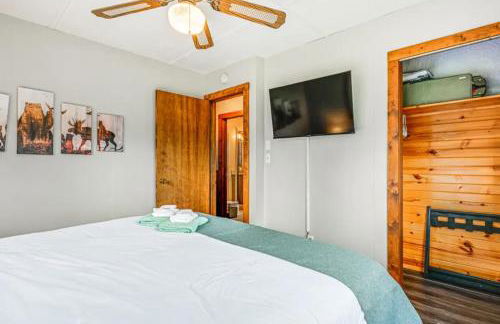 Family-Friendly Cabin Getaway On Castle Rock Lake Space to Relax & Play - Foto 25