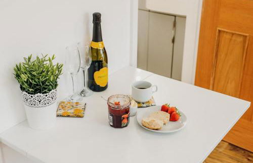 Superb Guest Suite in Caldicot with Parking - Foto 9