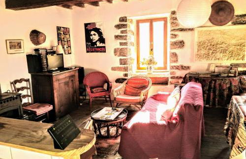 Maison sans mitoyenneté 760 m d'altitude pour 6 personnes sur grand terrain non clos - Foto 4