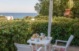 Yolanda Studios - Photo 9