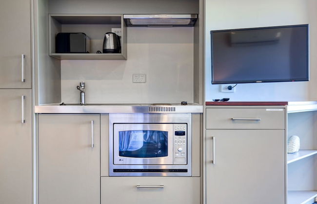 Castaways Resort - Photo 34