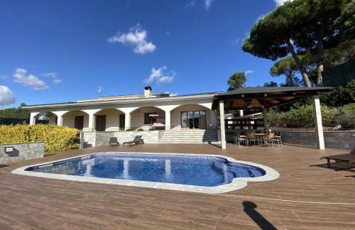 Villa in Mas Mora near Costa Brava Beaches - Photo 4