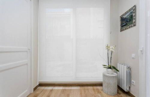 Lovely Designed House Connected To Center - Foto 39