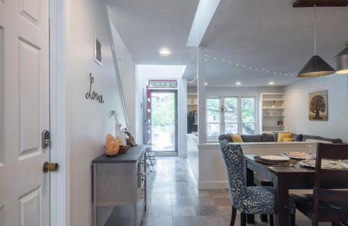 Pet-Friendly Beach Getaway, Relax by the Bay! - Foto 20