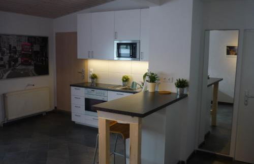 Wohnen im ehemaligen Kaminstudio mit Klimaanlage - Foto 1