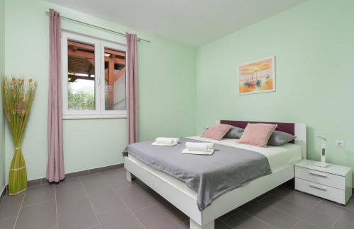 Villa Barbara-Kastela with heated pool - Foto 39