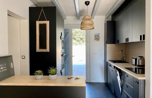 Maison avec terrasse et piscine privée proche plage - FR-1-336-139 - Foto 7