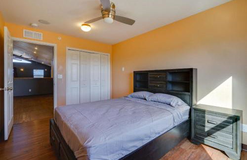 Huge Kitchen and Open Interior Pueblo Group Getaway - Foto 26