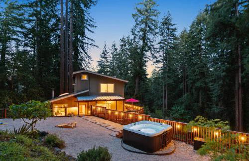 Redwood Oasis - Luxe Santa Cruz Cabin with Hot Tub - Foto 6
