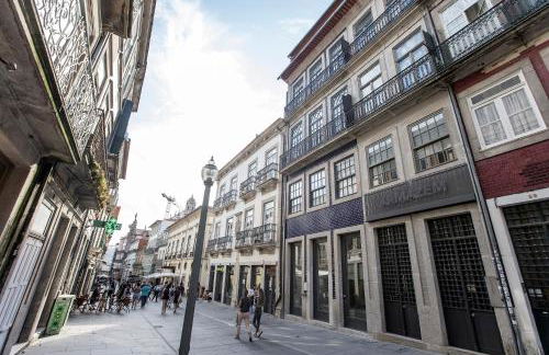 Bright 3BR Flat w/ AC in City Center by LovelyStay - Photo 54