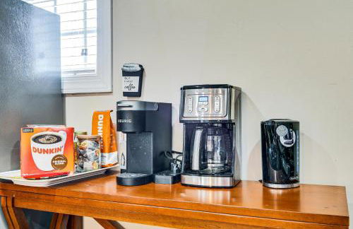 Pet-Friendly DC Area Condo with Yard! - Foto 15