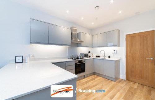 Two Bedroom Apartment At Buonomo Stays Short Lets & Serviced Accommodation close to Wimbledon Tennis Courts - Foto 32