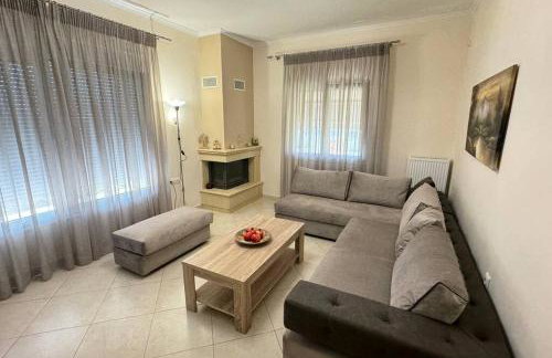 Luxury Countryside House - Photo 1