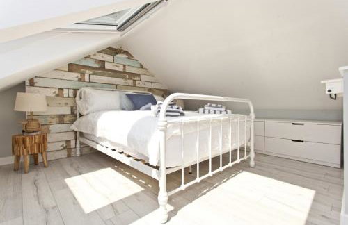 COASTGUARD COTTAGES by BOURNECOAST - A Charming Victorian Holiday Home with SEA VIEWS, HOT TUB and Garden - HB6098 - Foto 20