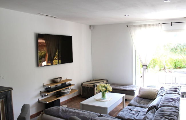 Holiday Home With Large Garden and Pool - Foto 15