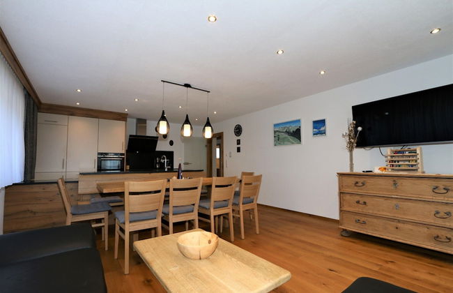 High-quality Holiday Apartment in Oberkrimml Near Waterfalls - Foto 25